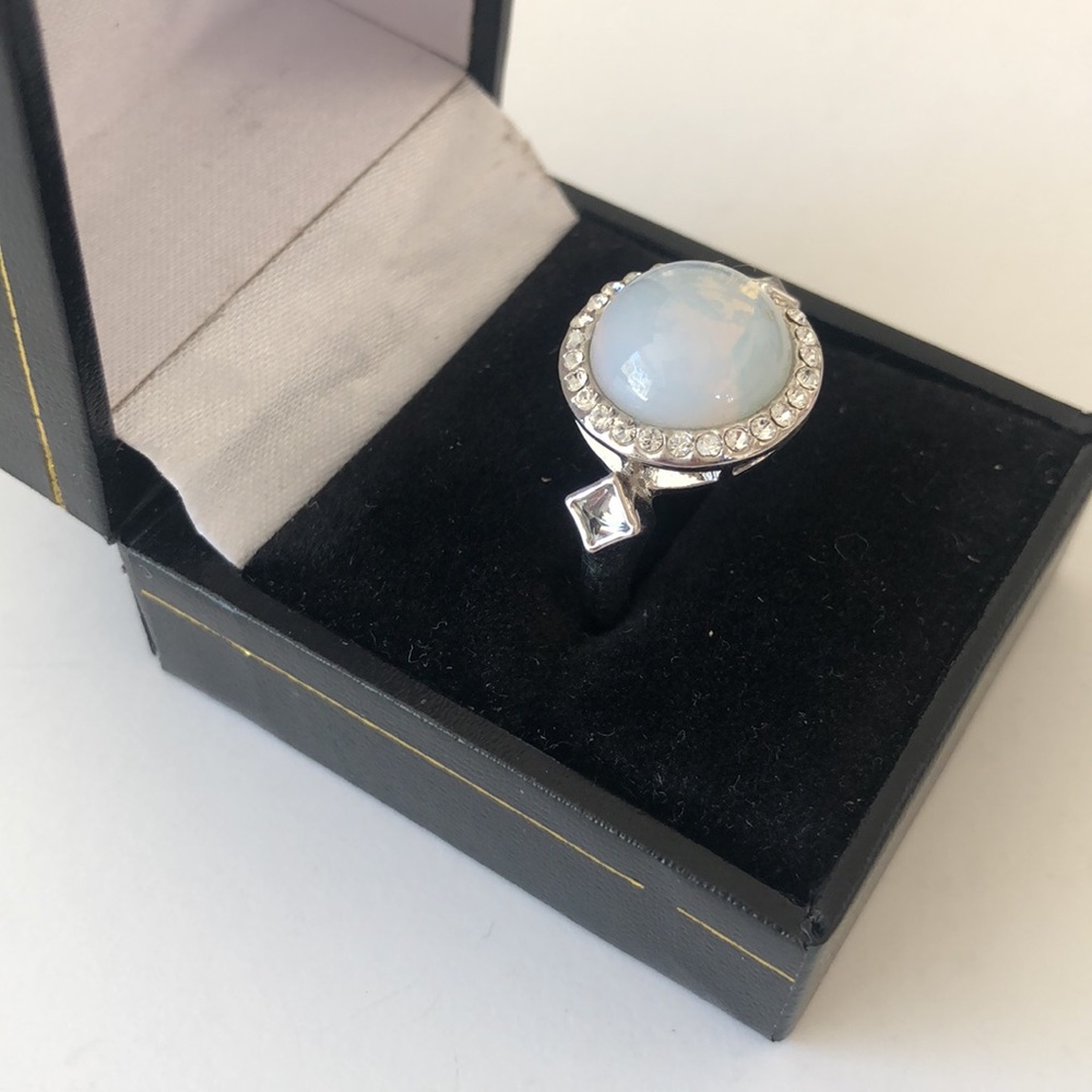 Vintage Women ring size 9 T#1 - Picture 2 of 9